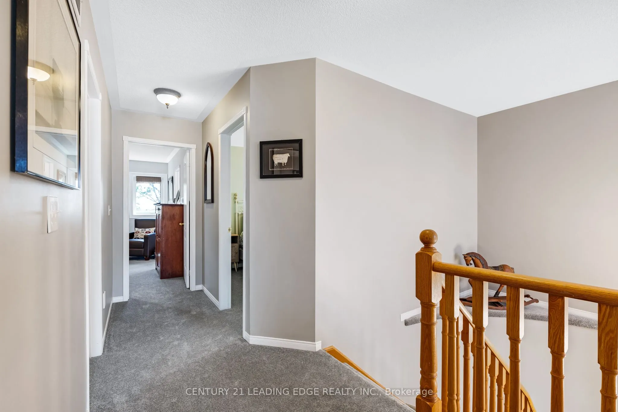53 Kinross Avenue