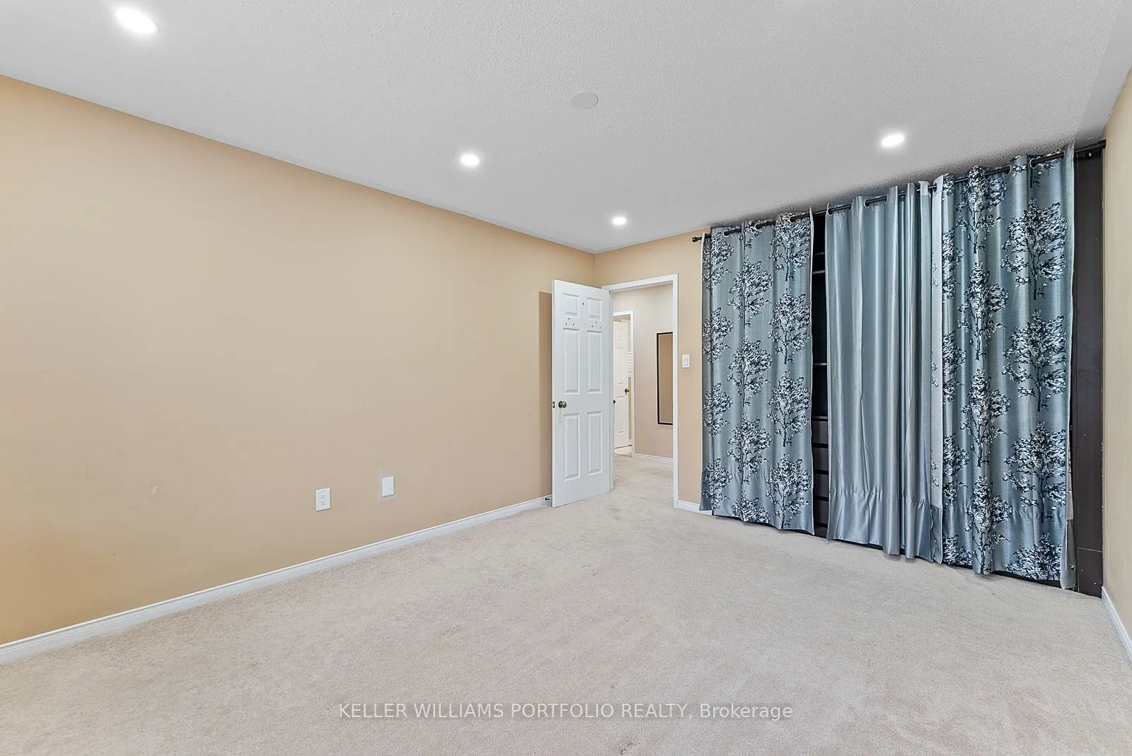 66 Armitage Crescent