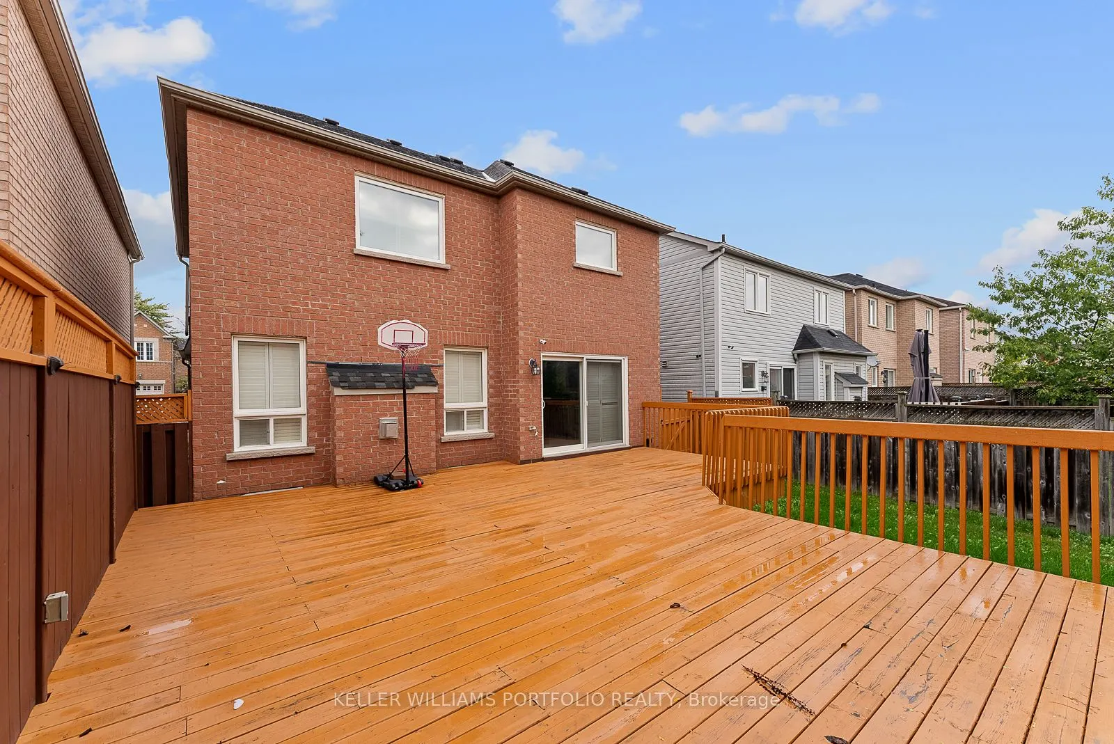 66 Armitage Crescent