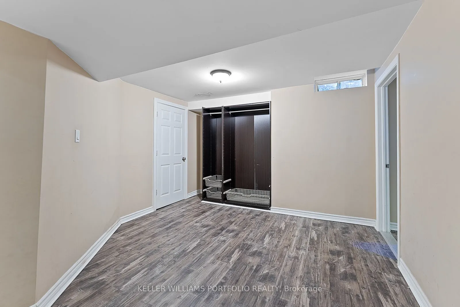 66 Armitage Crescent