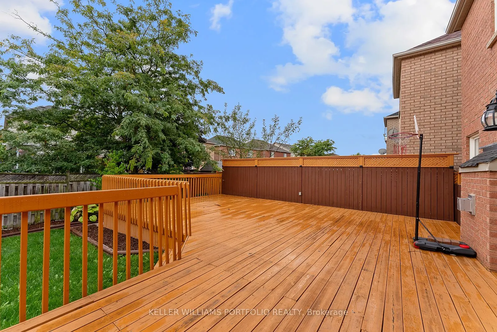 66 Armitage Crescent