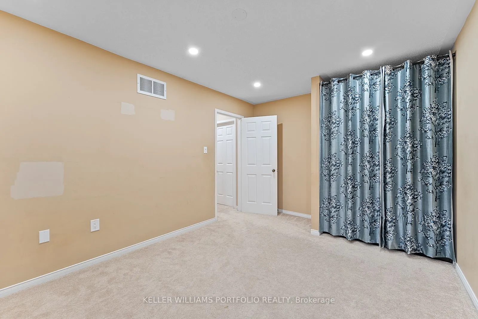 66 Armitage Crescent
