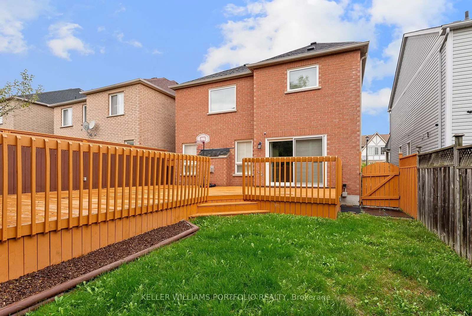 66 Armitage Crescent
