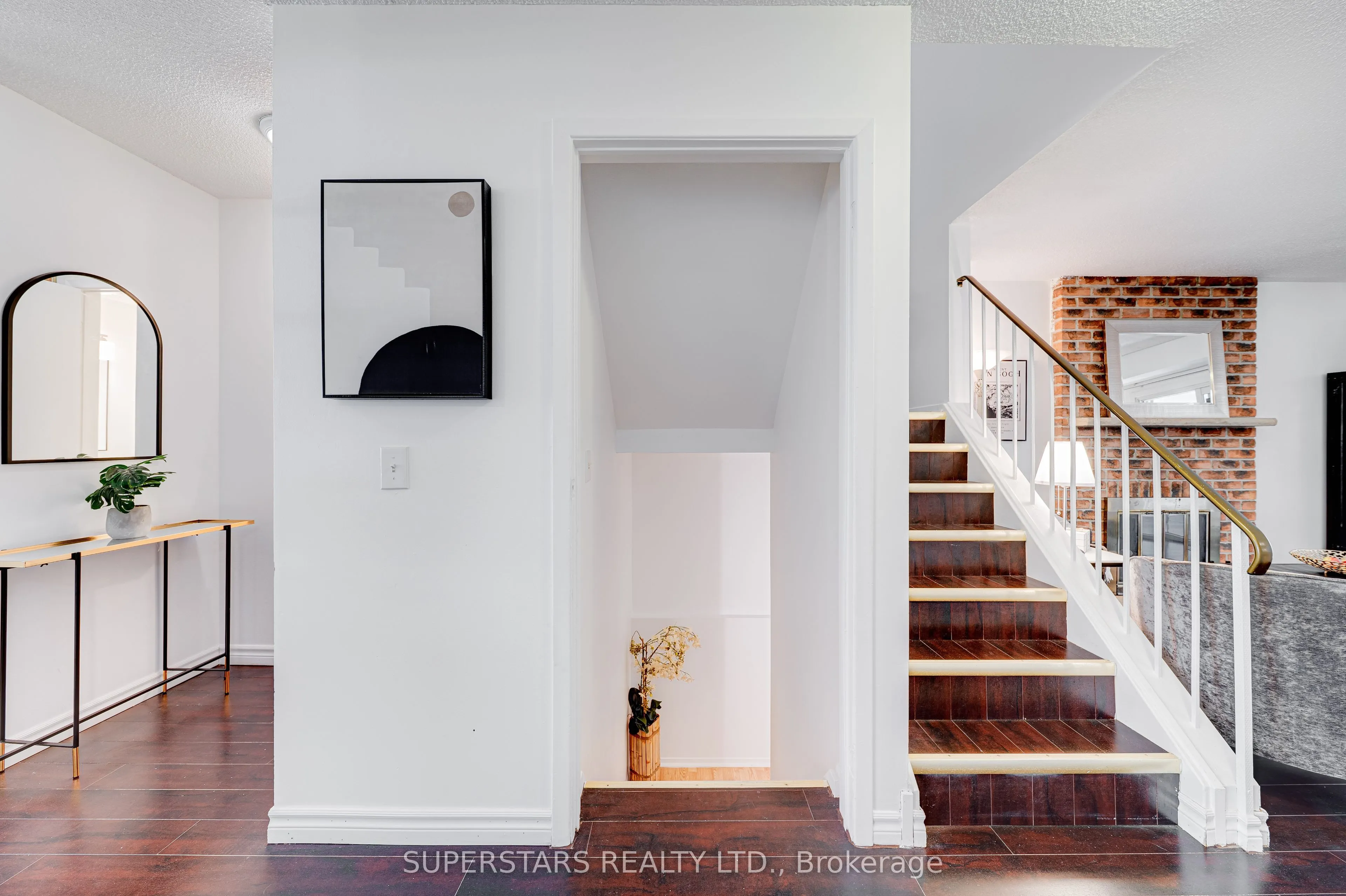 24 Keon Place