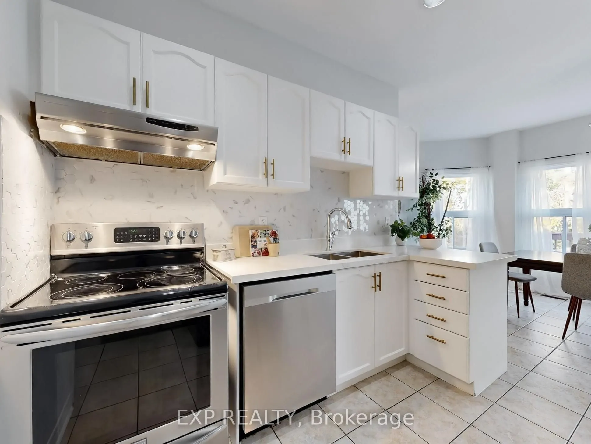 1151 Gossamer Drive