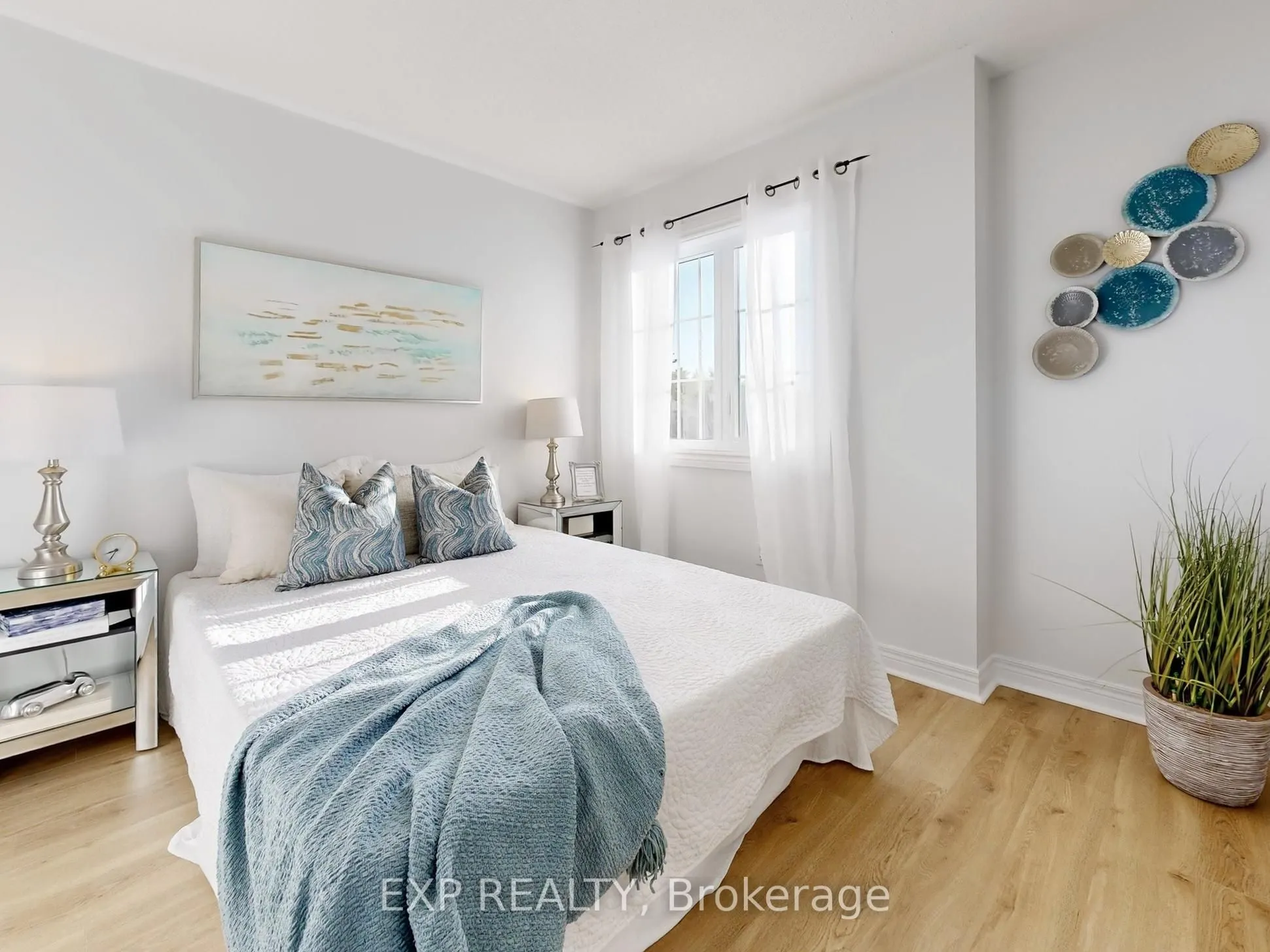 1151 Gossamer Drive