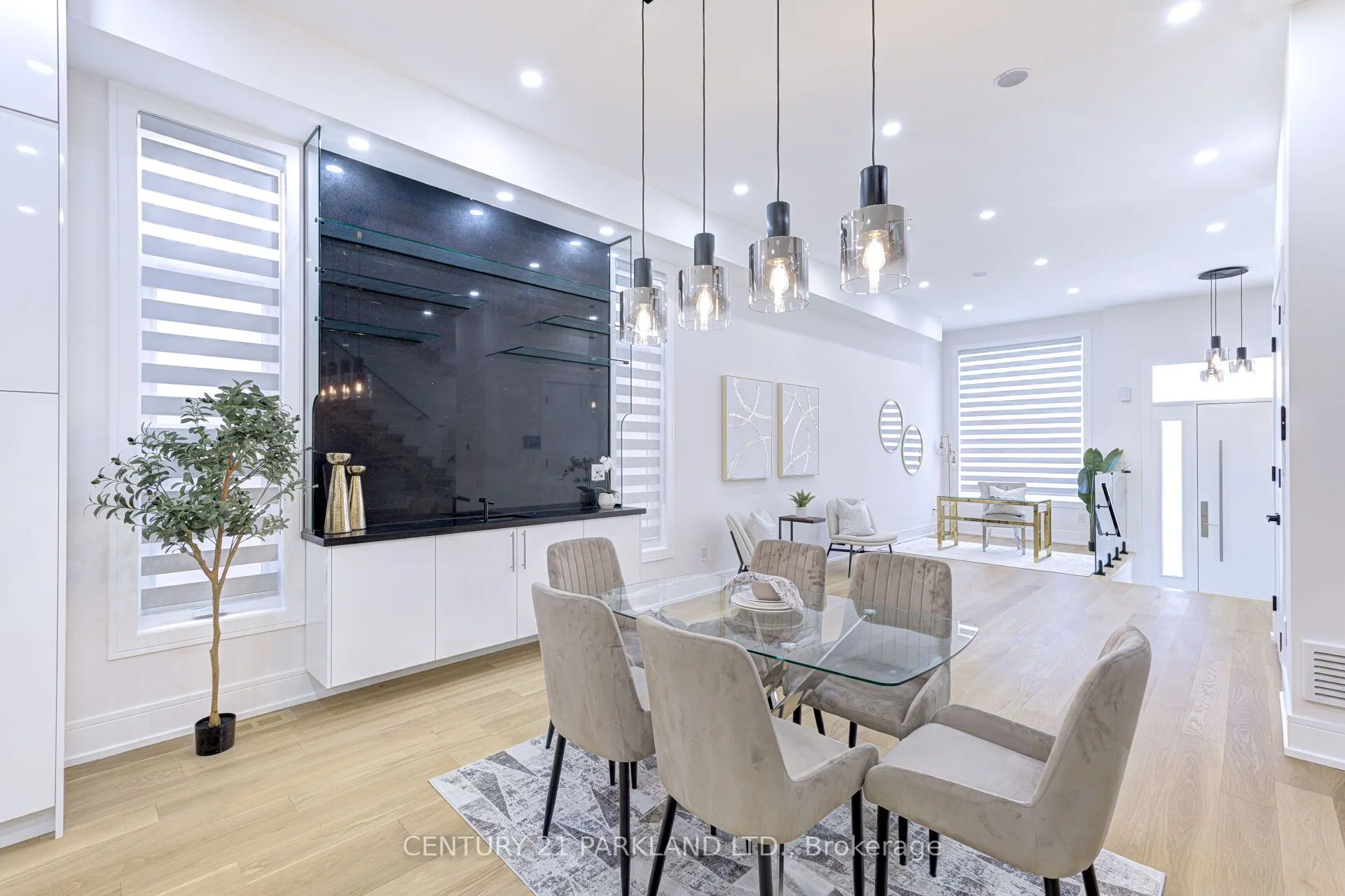 6 Stanhope Avenue