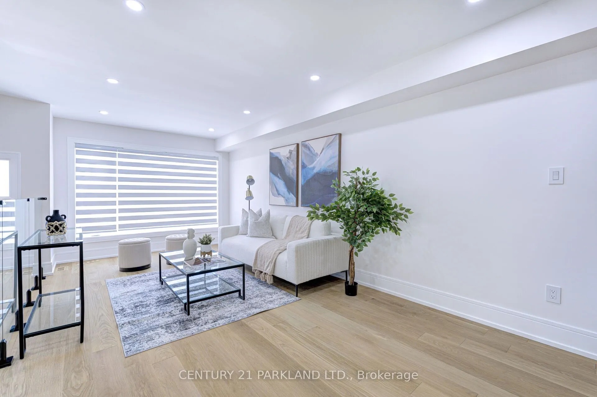 6 Stanhope Avenue