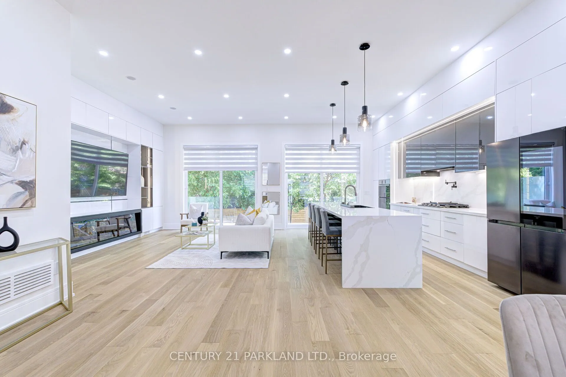 6 Stanhope Avenue