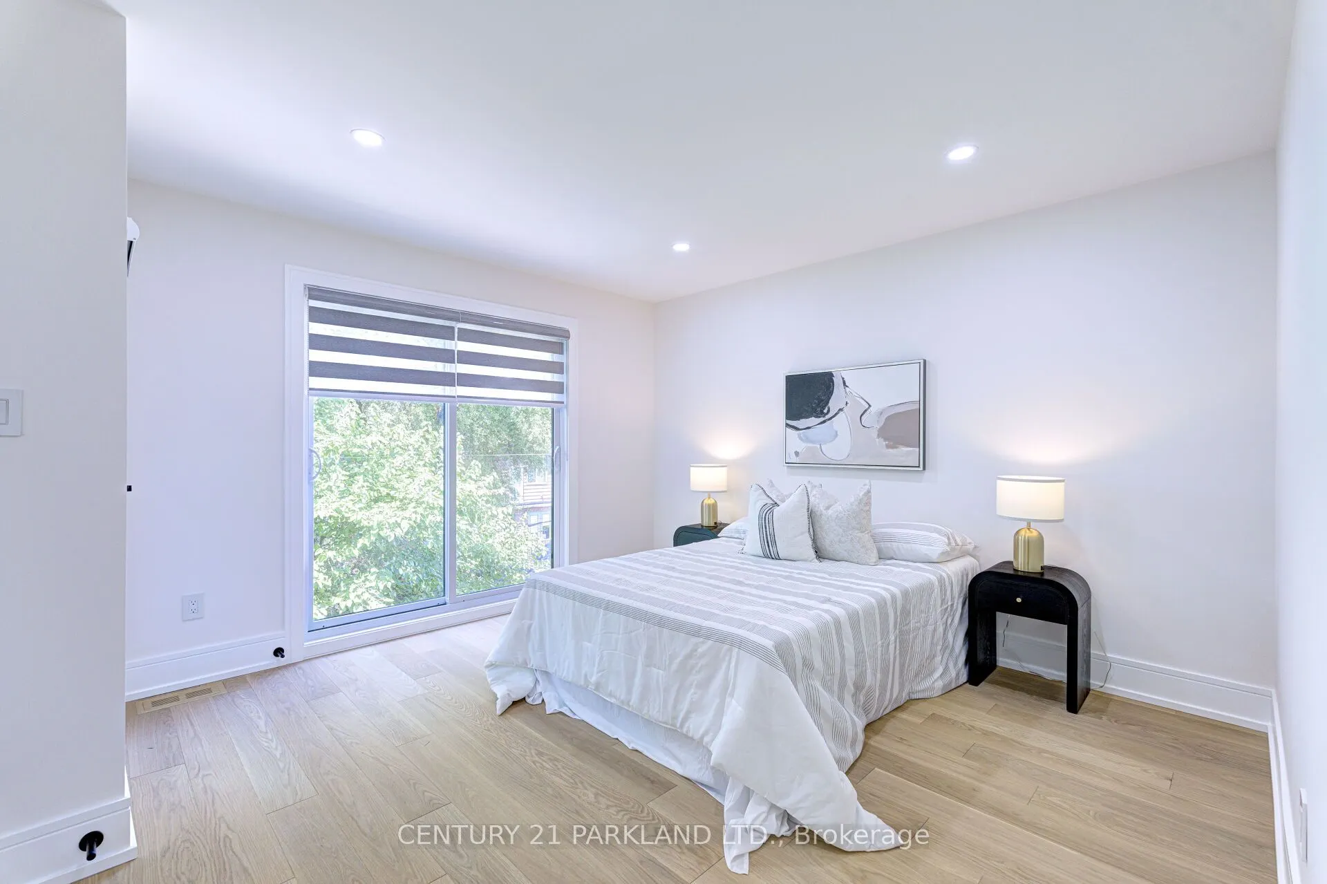 6 Stanhope Avenue