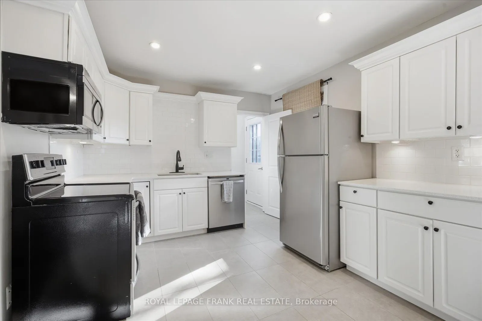 1186 Ravine Road