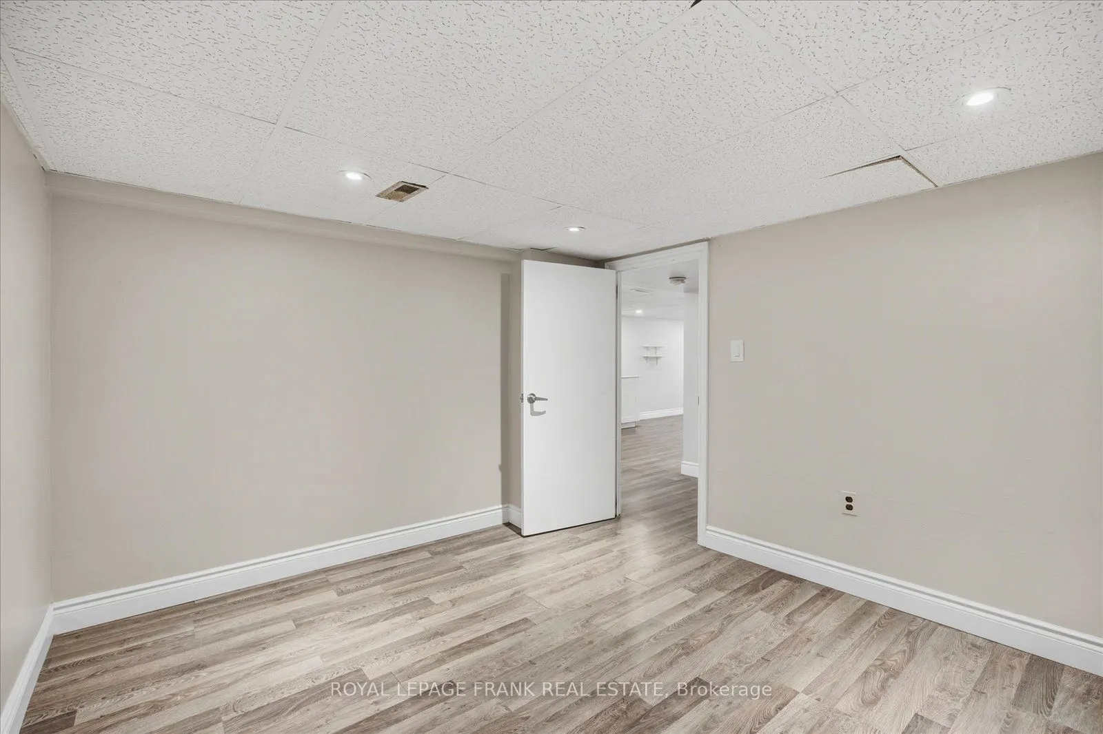 1186 Ravine Road