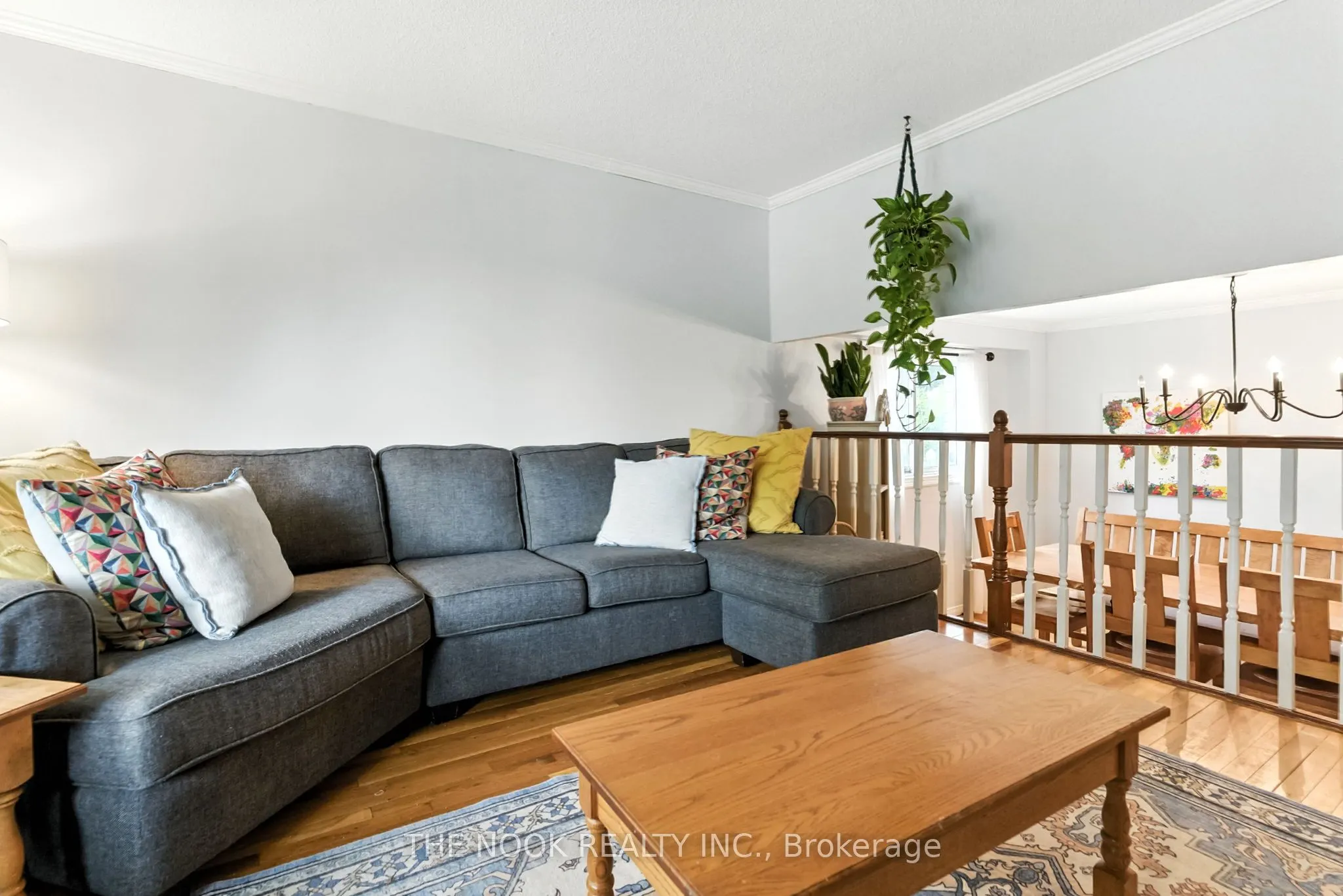 79 Lawrence Crescent