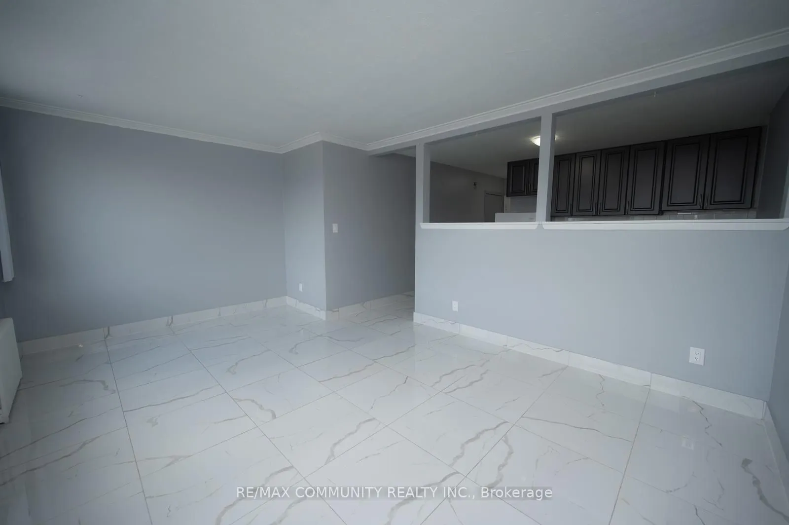 2624 Eglinton Avenue E, #1