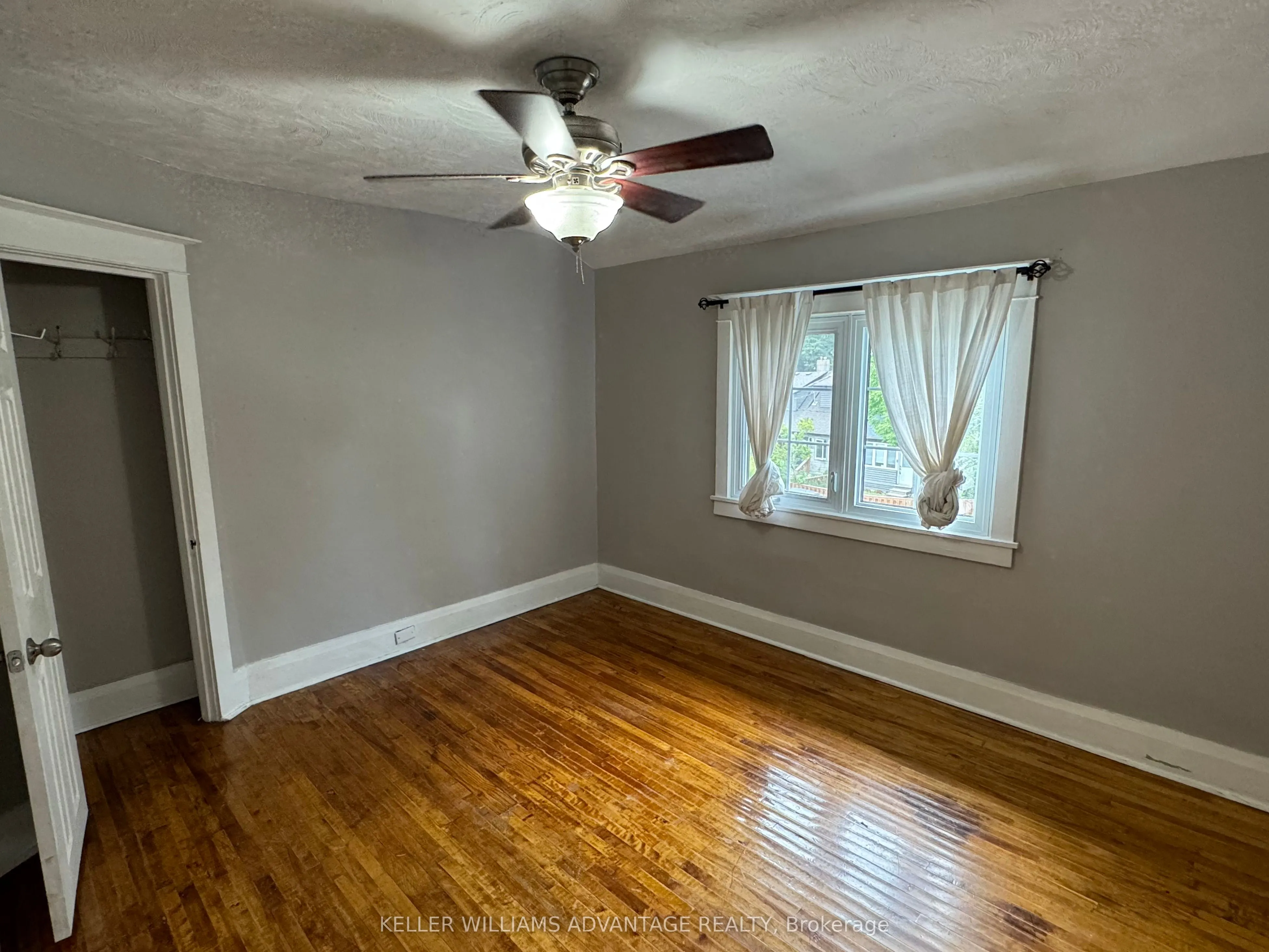 211 Golfview Avenue, #Main&Up