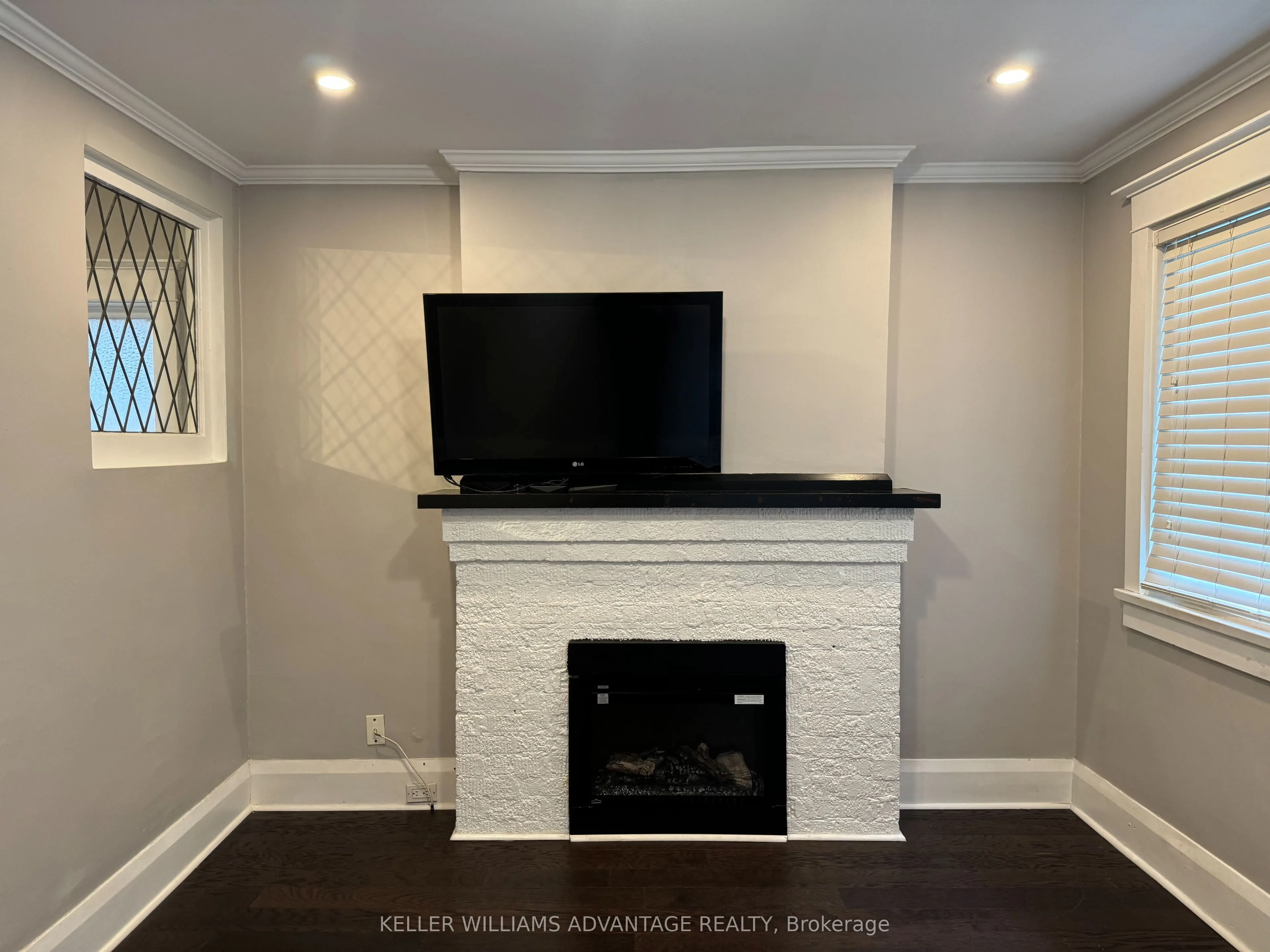 211 Golfview Avenue, #Main&Up