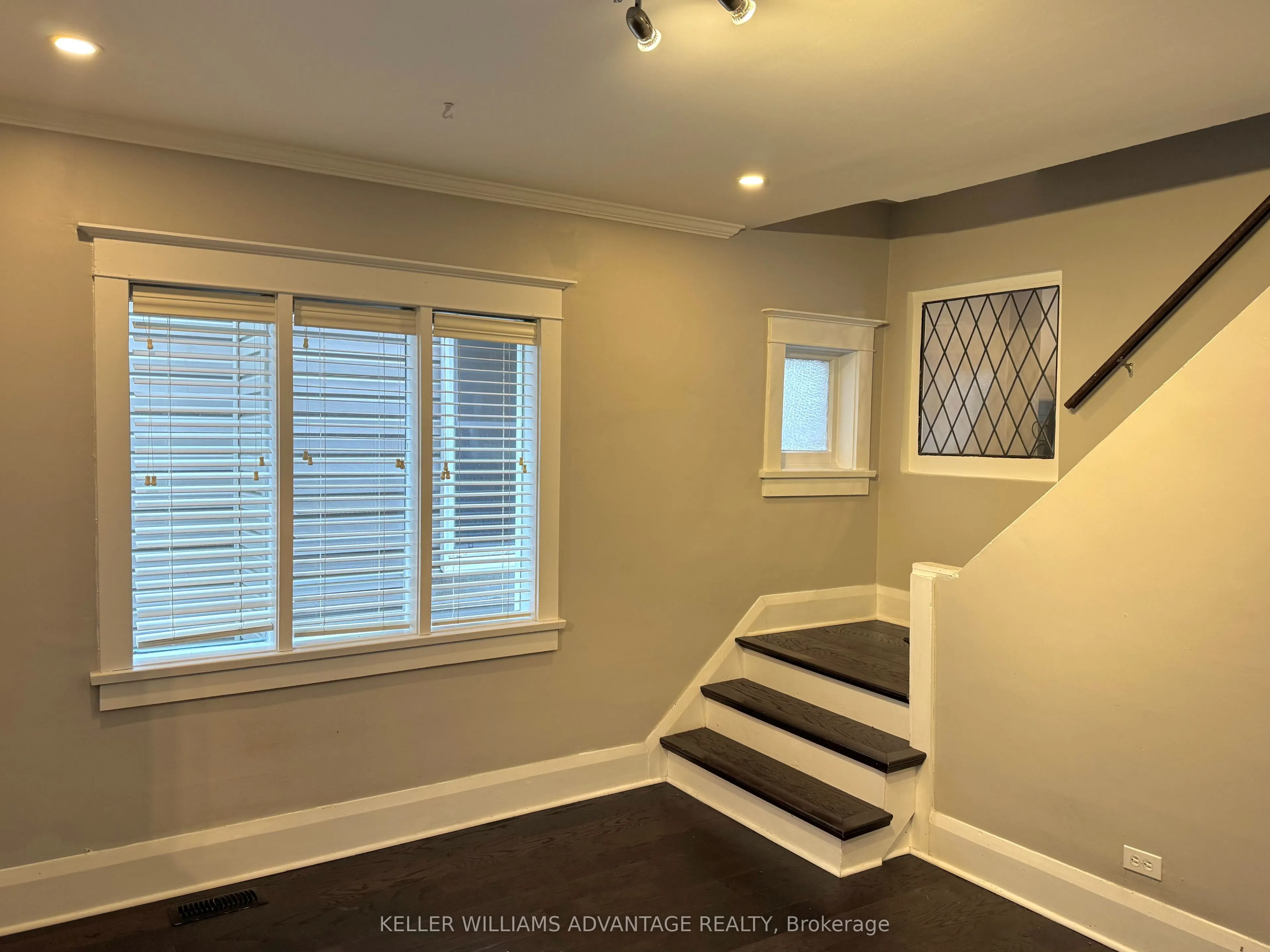 211 Golfview Avenue, #Main&Up