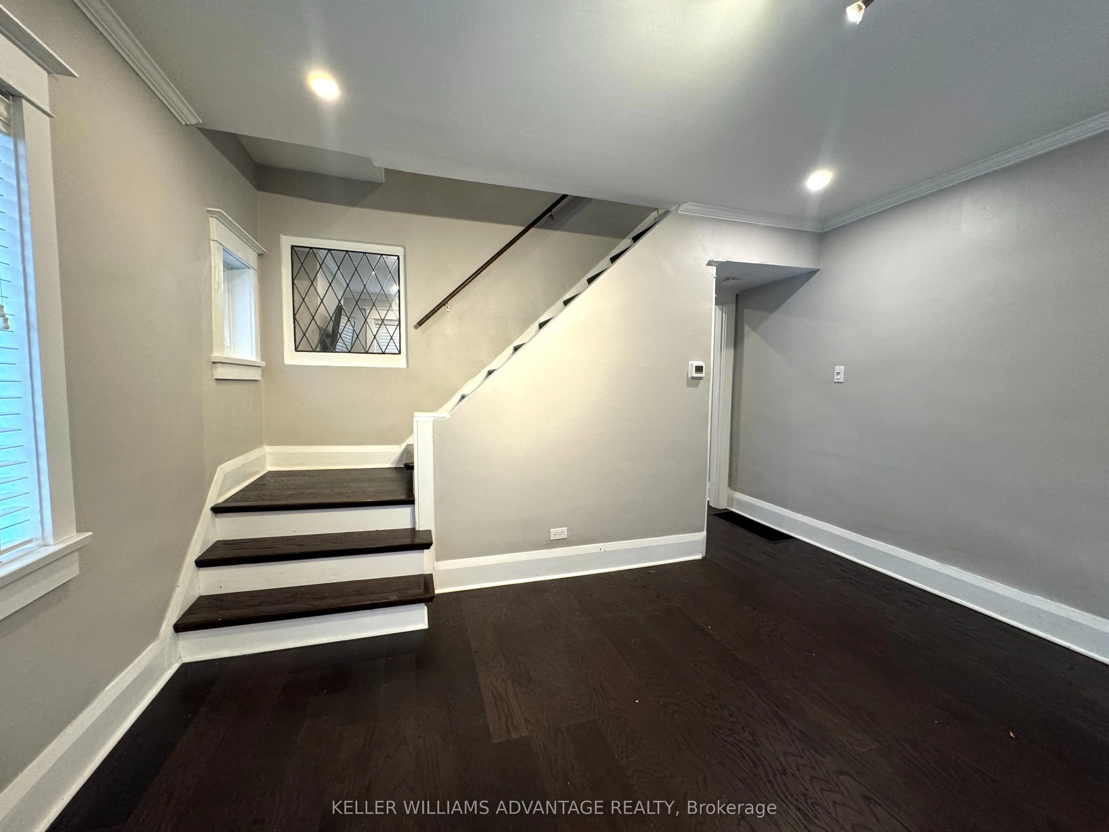 211 Golfview Avenue, #Main&Up