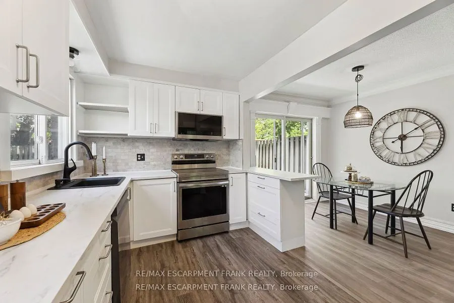 647 Balsam Crescent