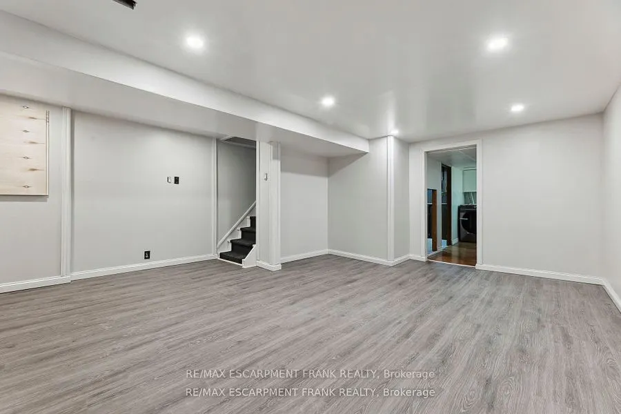 647 Balsam Crescent