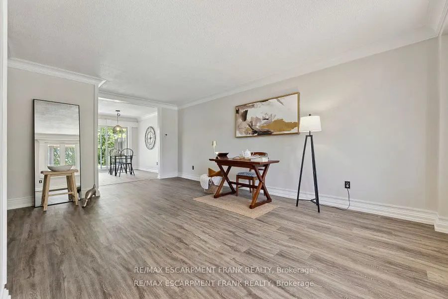 647 Balsam Crescent