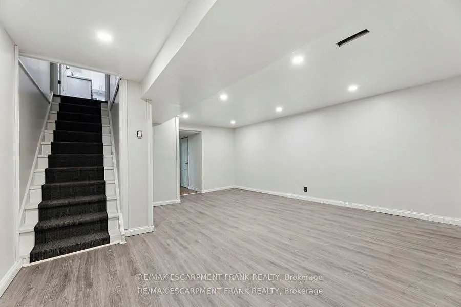 647 Balsam Crescent
