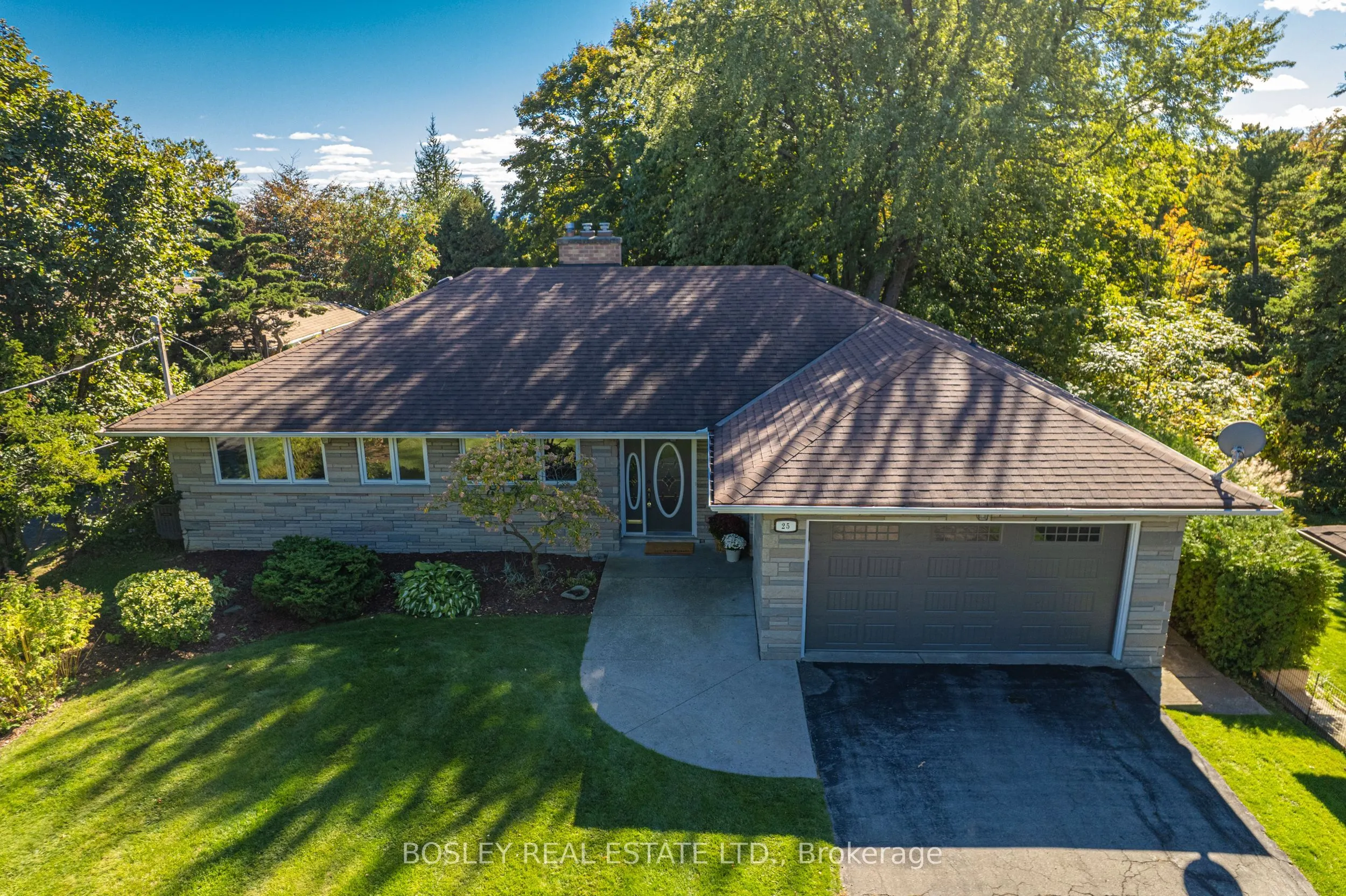 25 Ayre Point Road