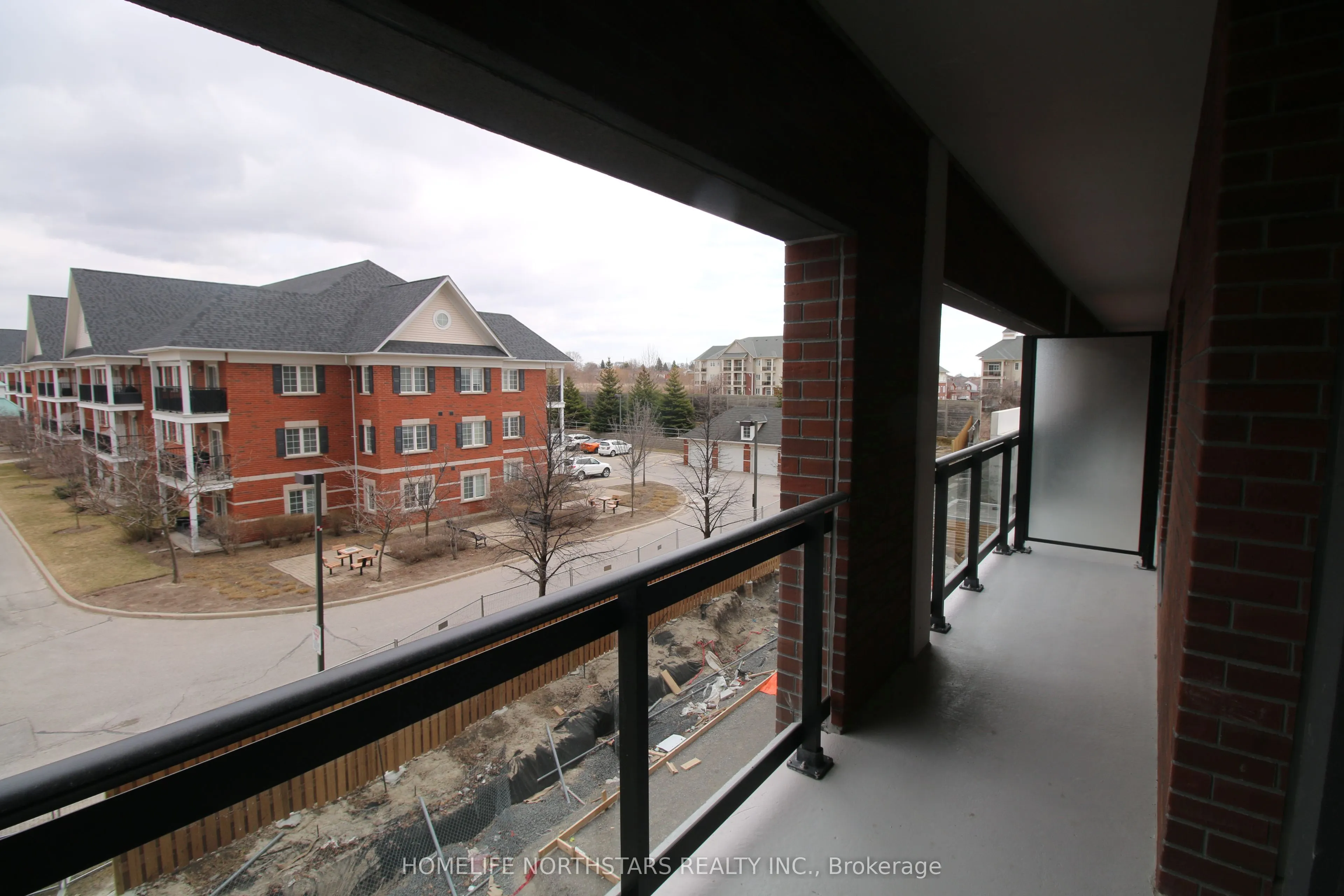 55 Clarington Boulevard, #306