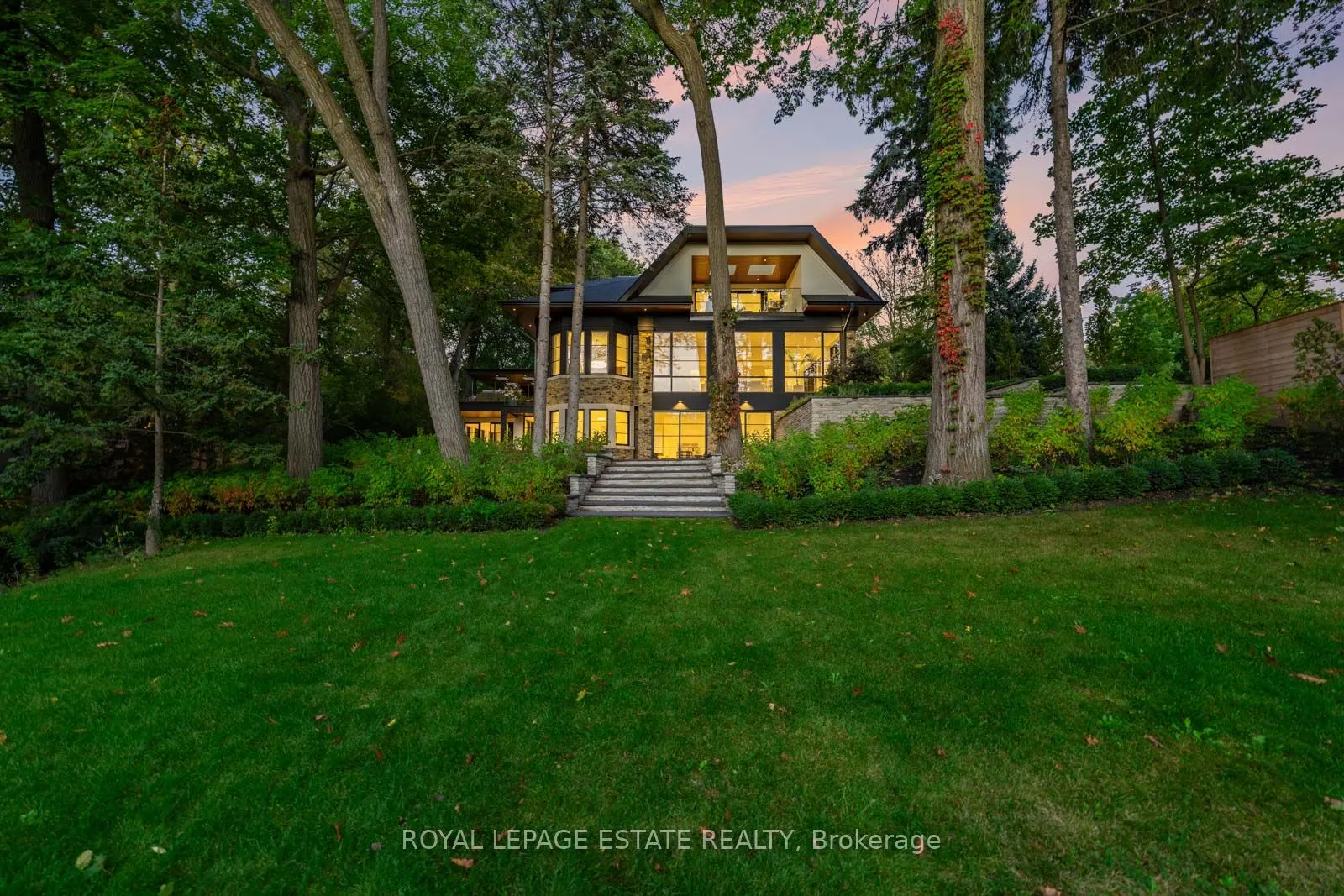 8 Crown Park Road