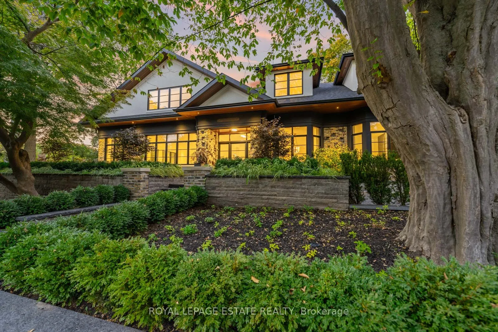 8 Crown Park Road