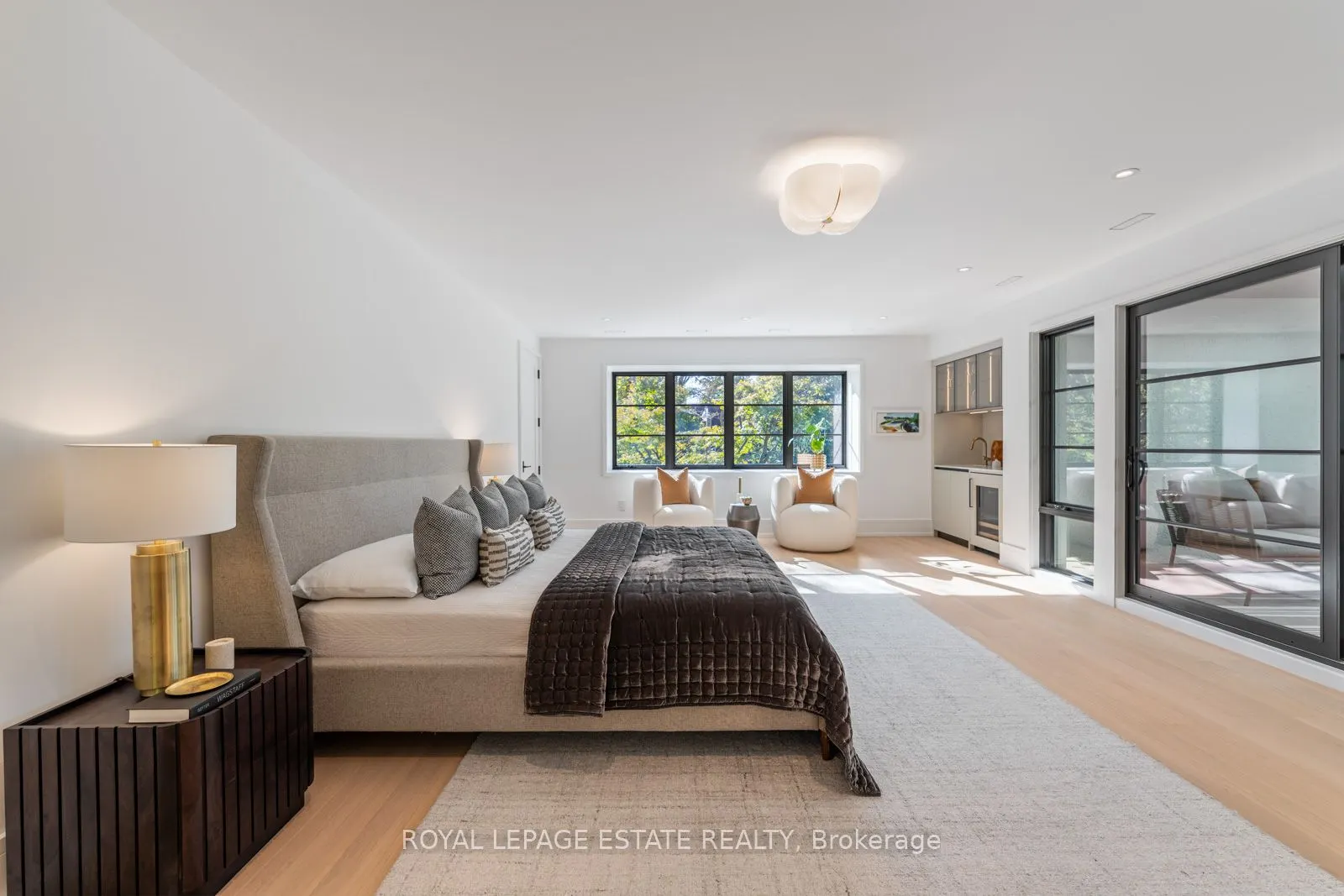 8 Crown Park Road