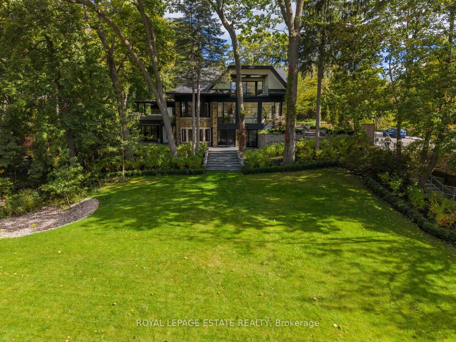 8 Crown Park Road
