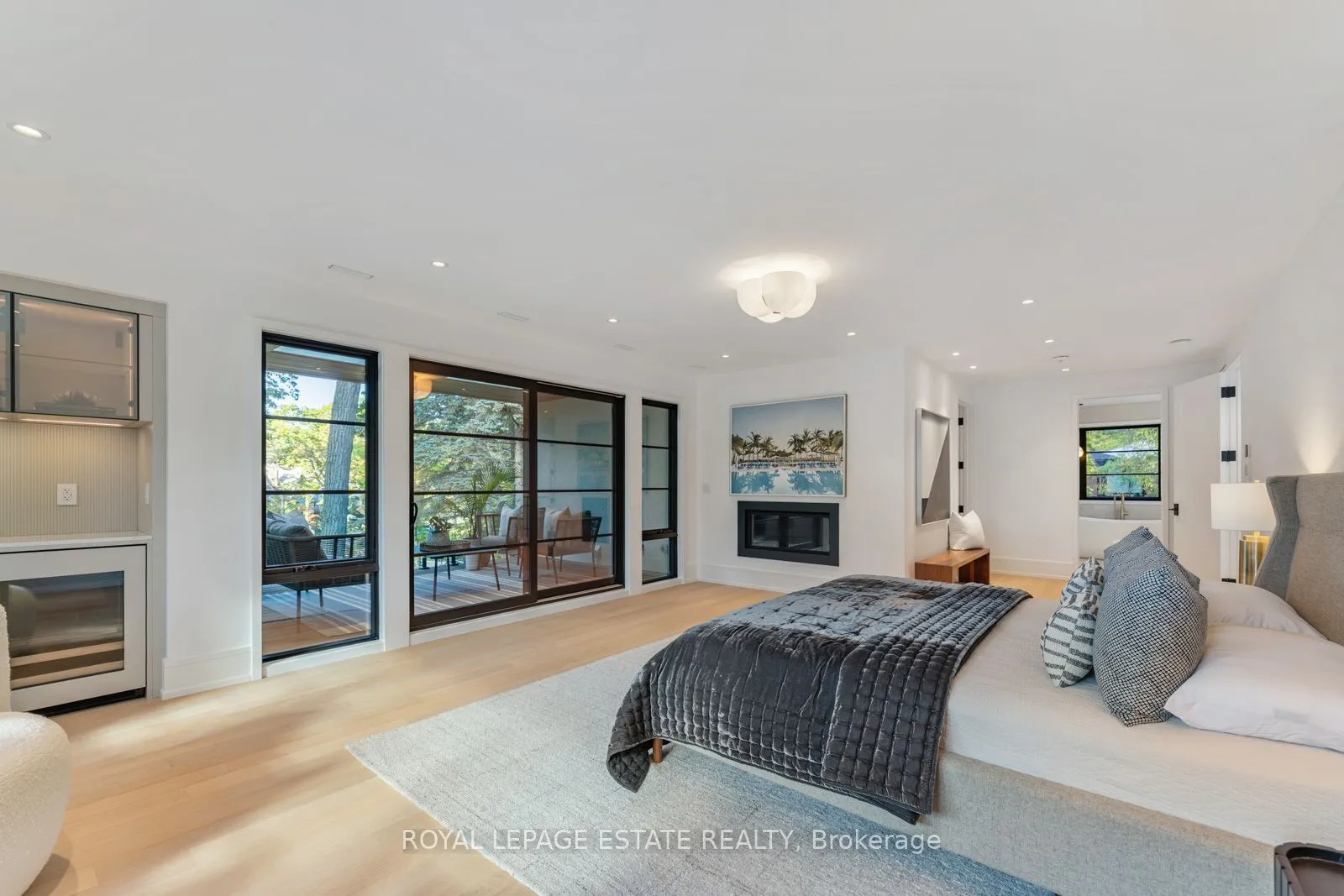8 Crown Park Road