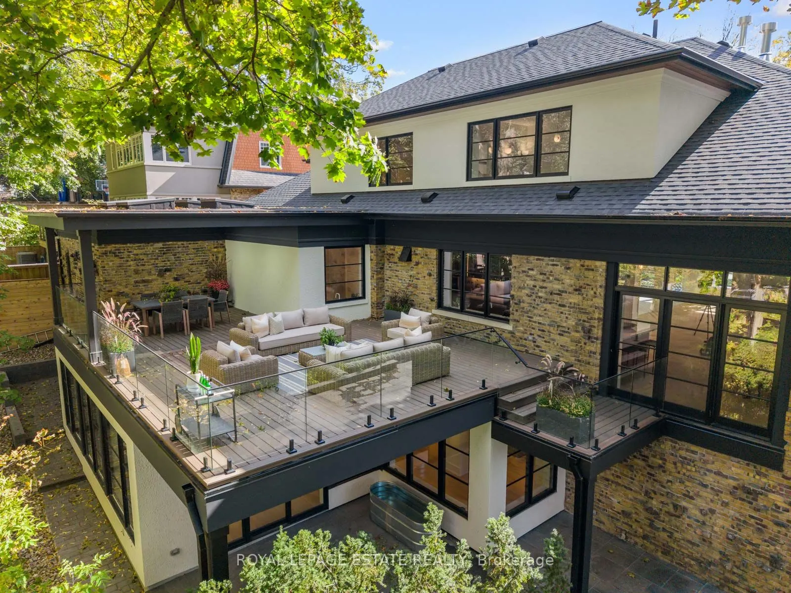 8 Crown Park Road