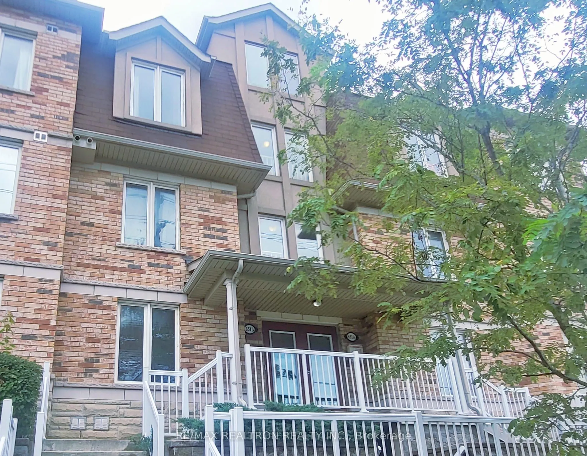 651 B Warden Avenue, #36