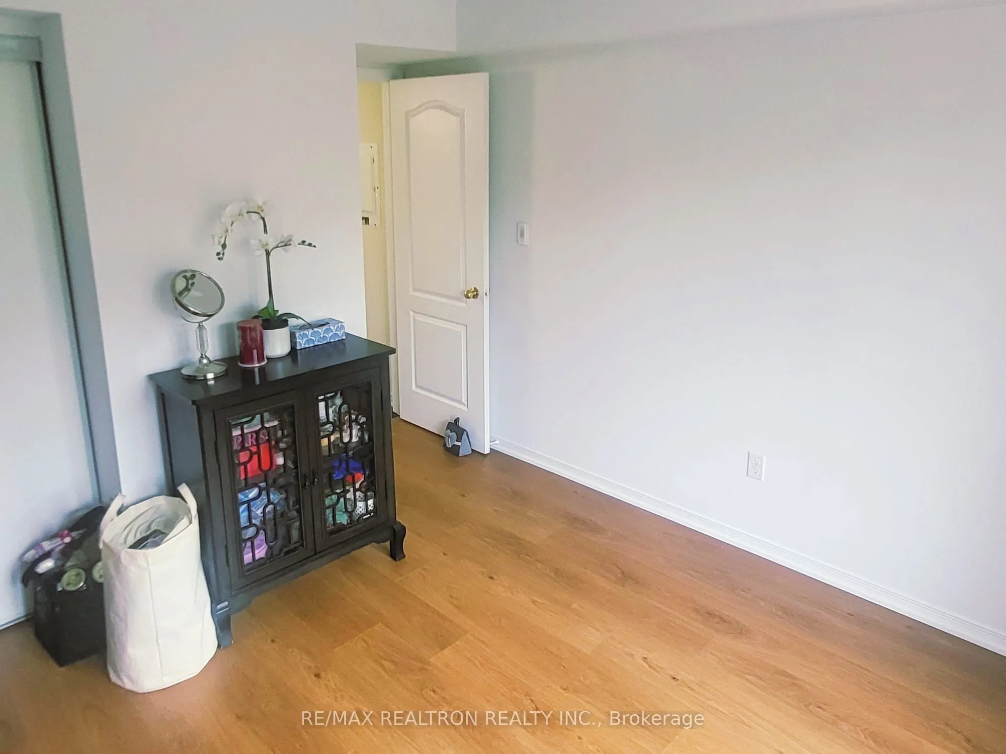 651 B Warden Avenue, #36