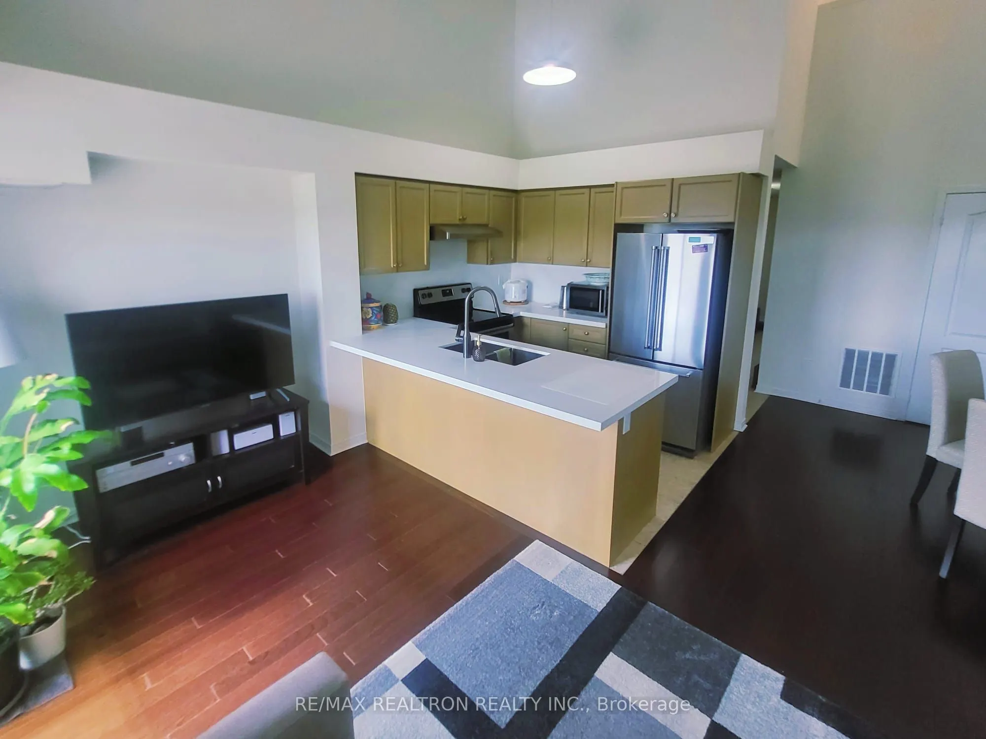 651 B Warden Avenue, #36