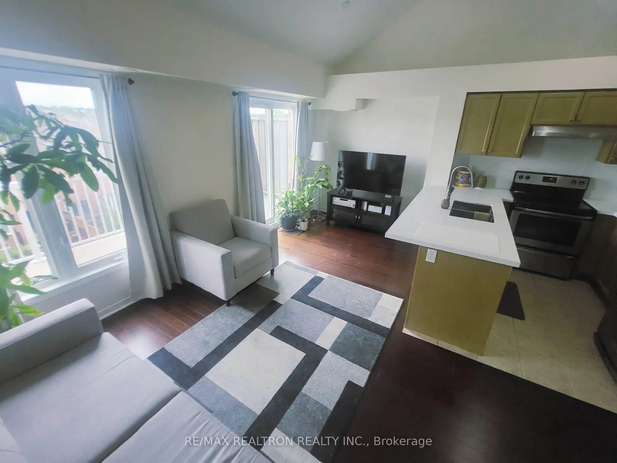 651 B Warden Avenue, #36