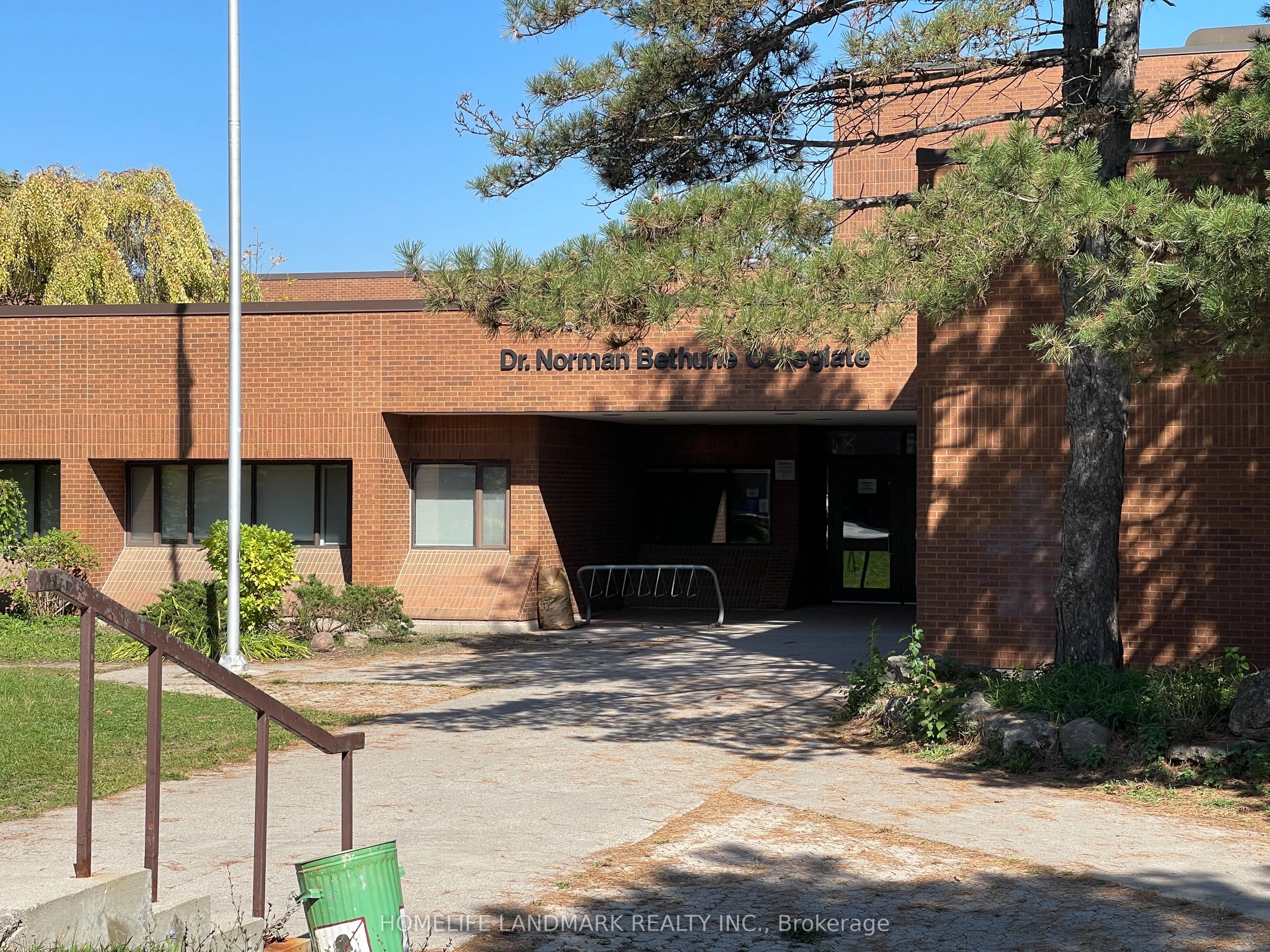 19 Fundy Bay Boulevard