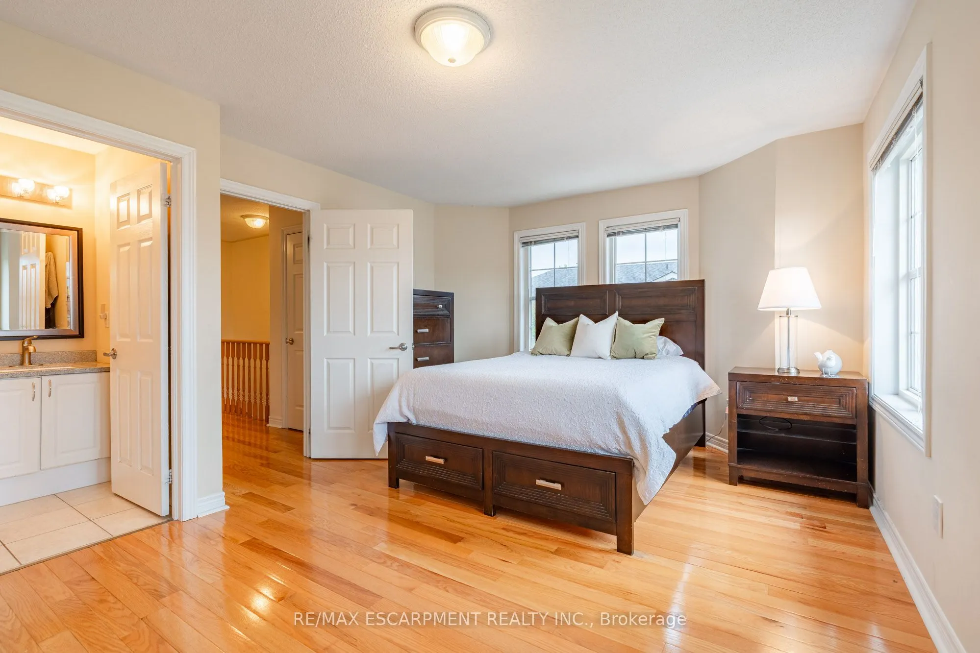 38 Archibald Mews