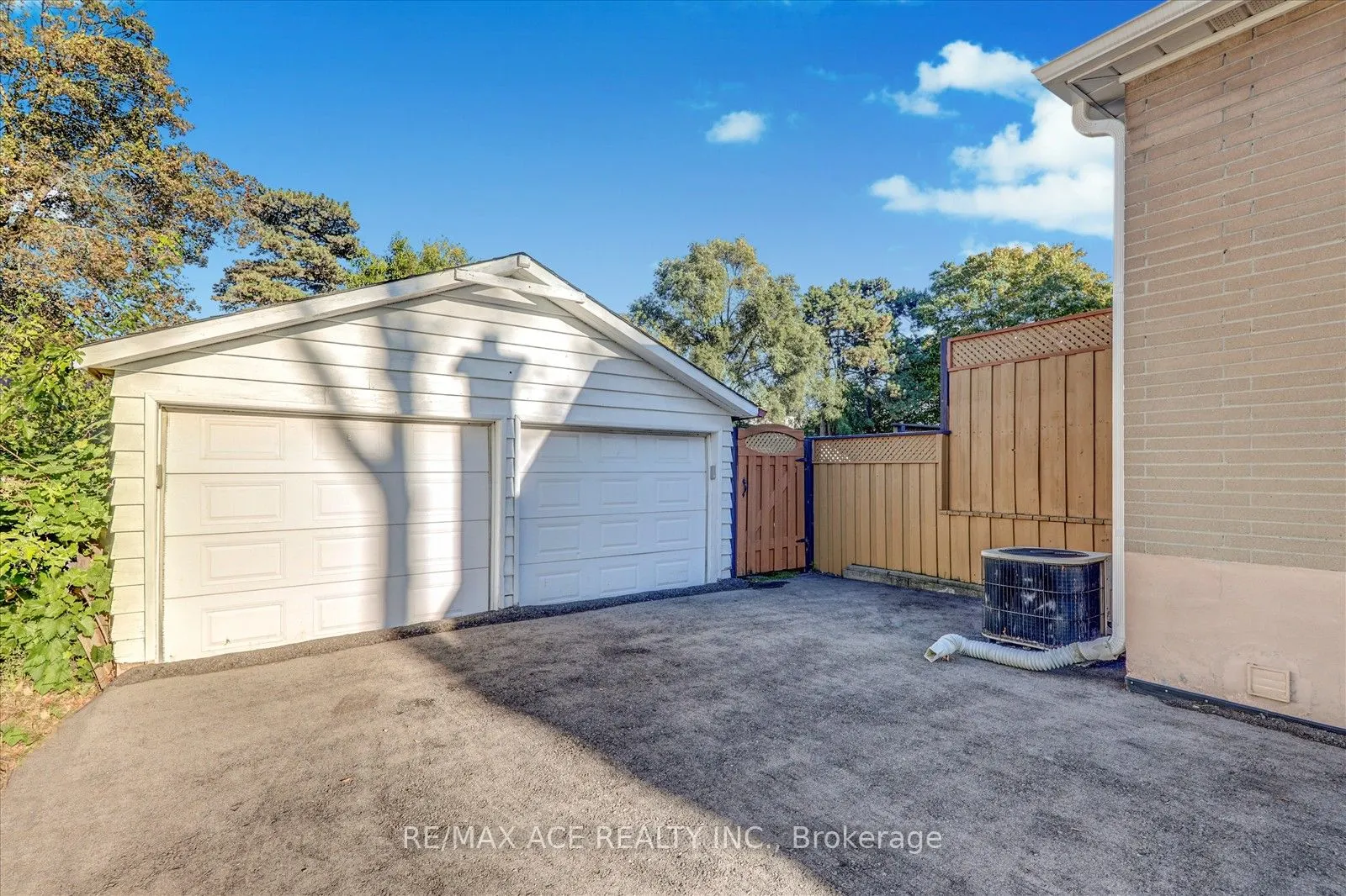 53 Falaise Road