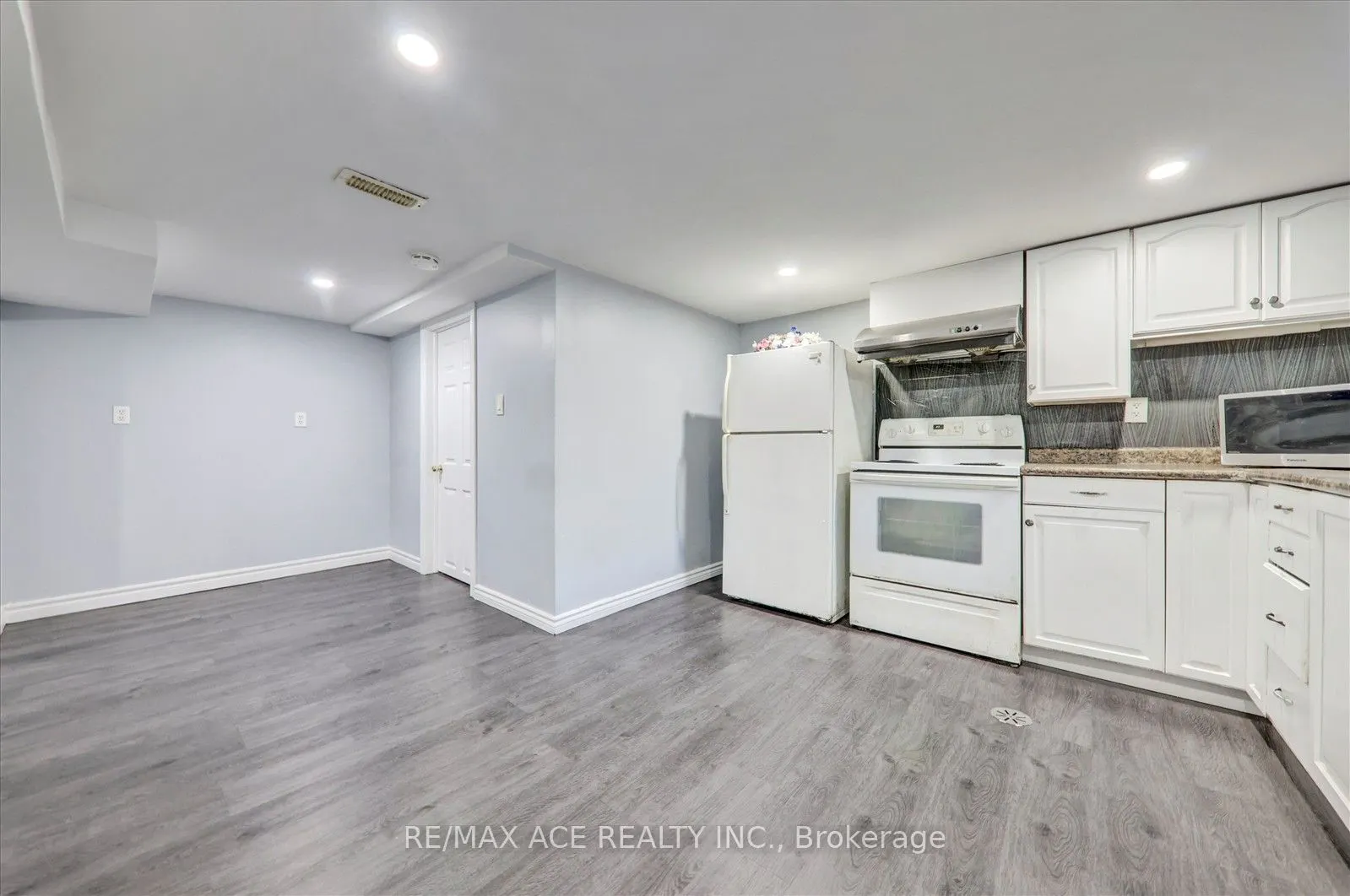 53 Falaise Road