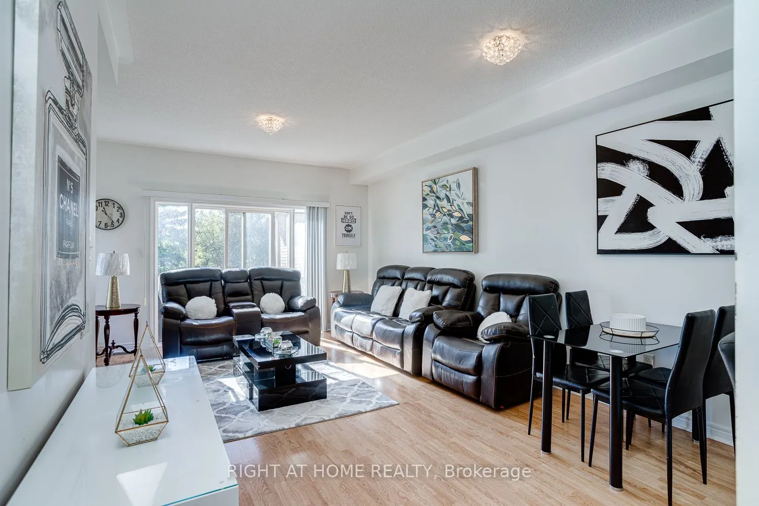 19 Niagara Drive, #17