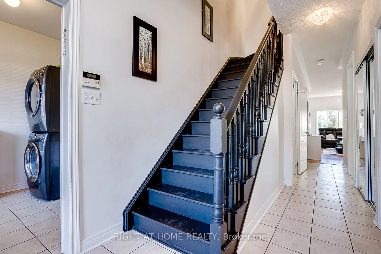 19 Niagara Drive, #17