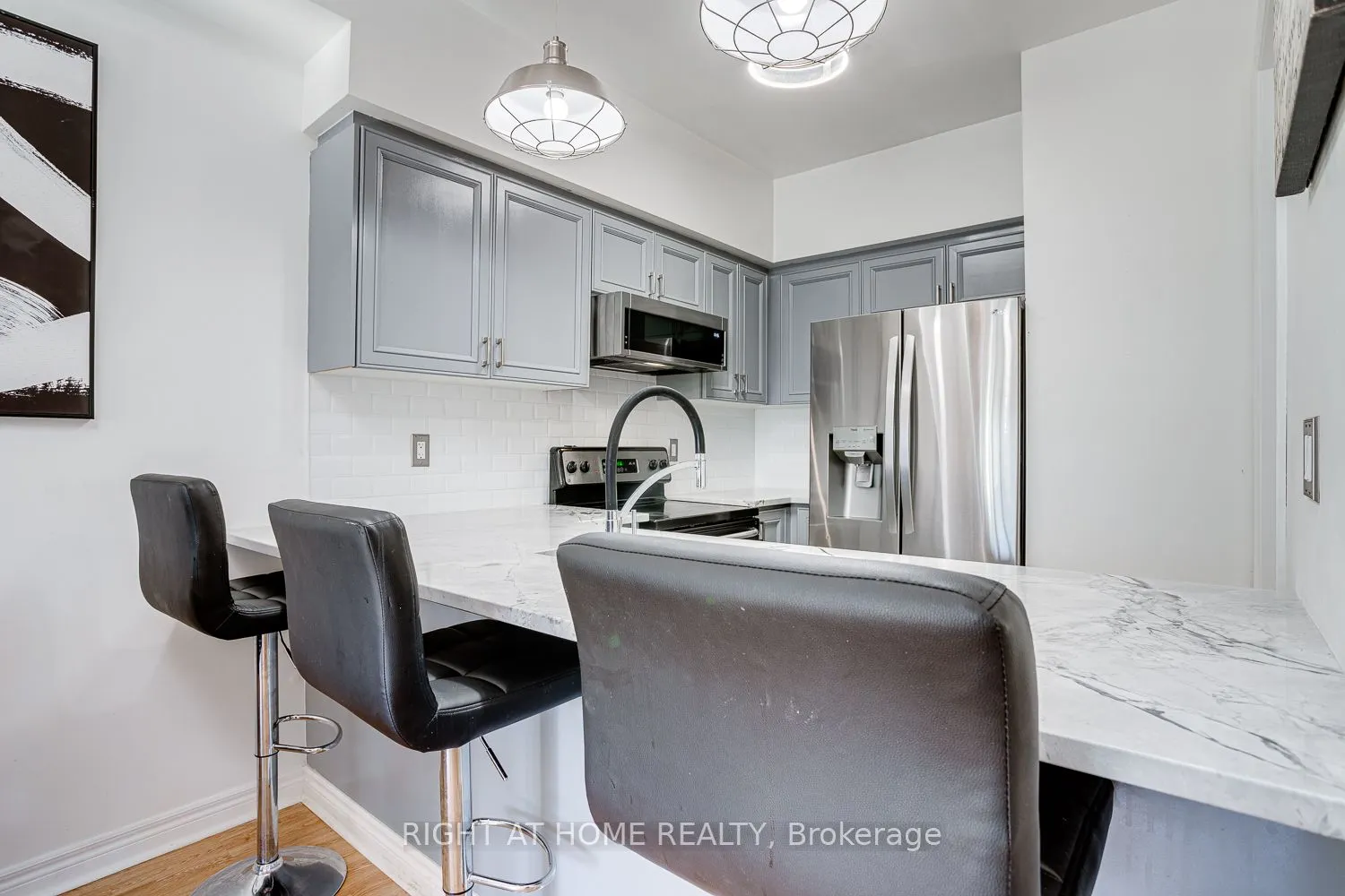 19 Niagara Drive, #17