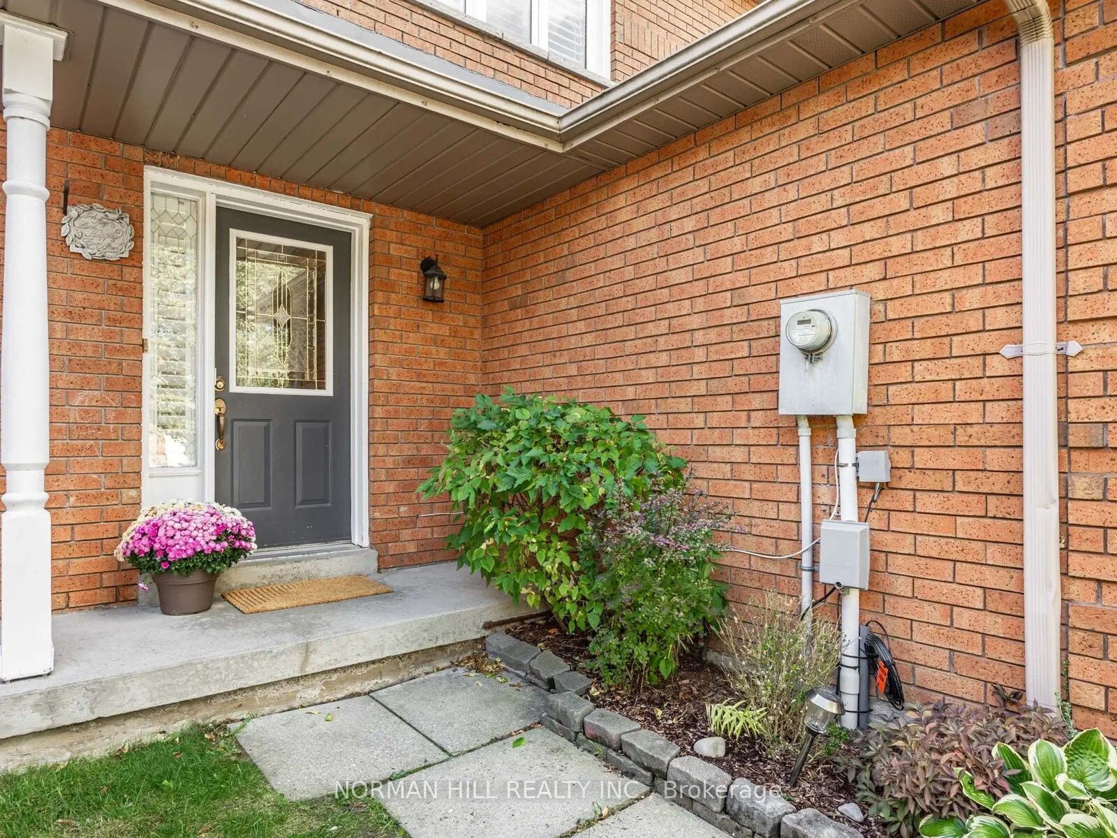 15 Fulton Crescent