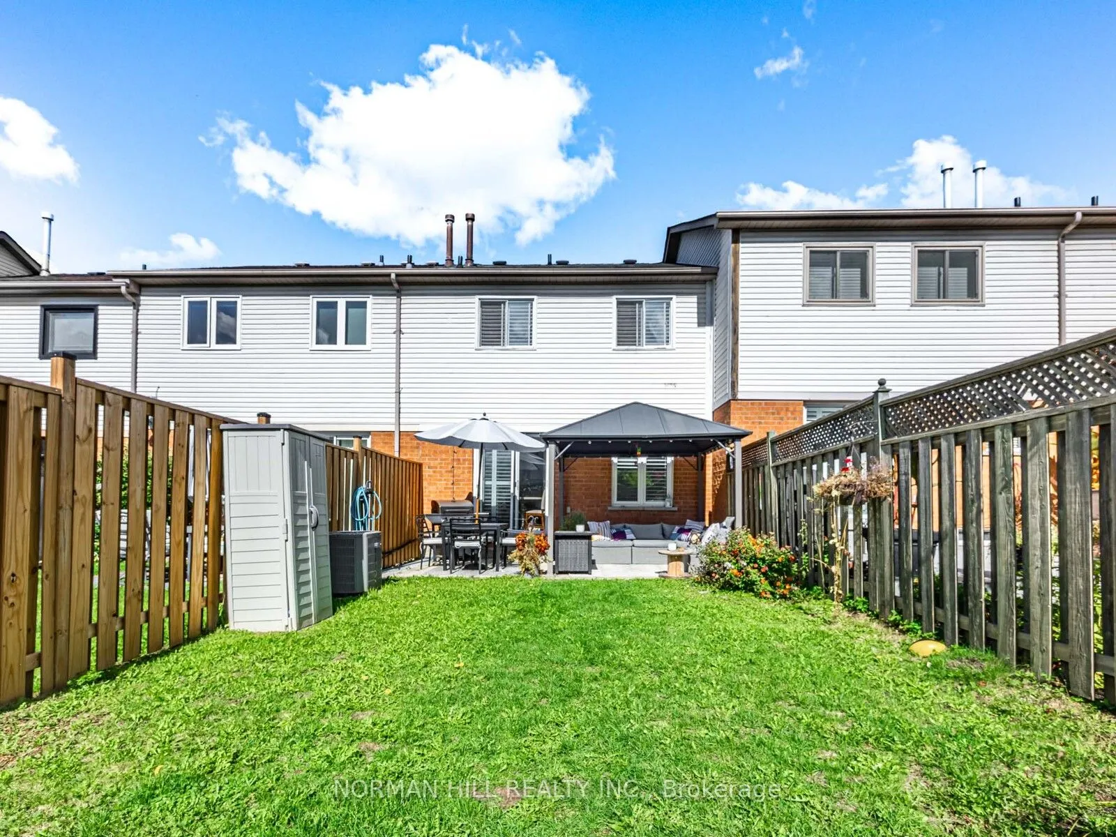 15 Fulton Crescent