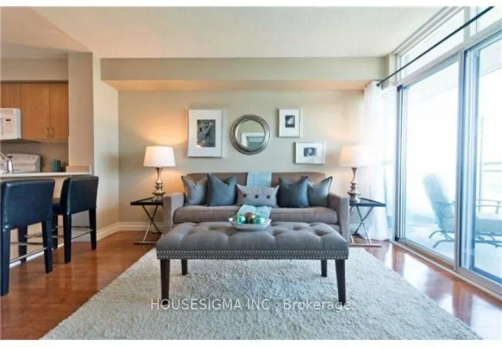 1600 Charles Street, #1006