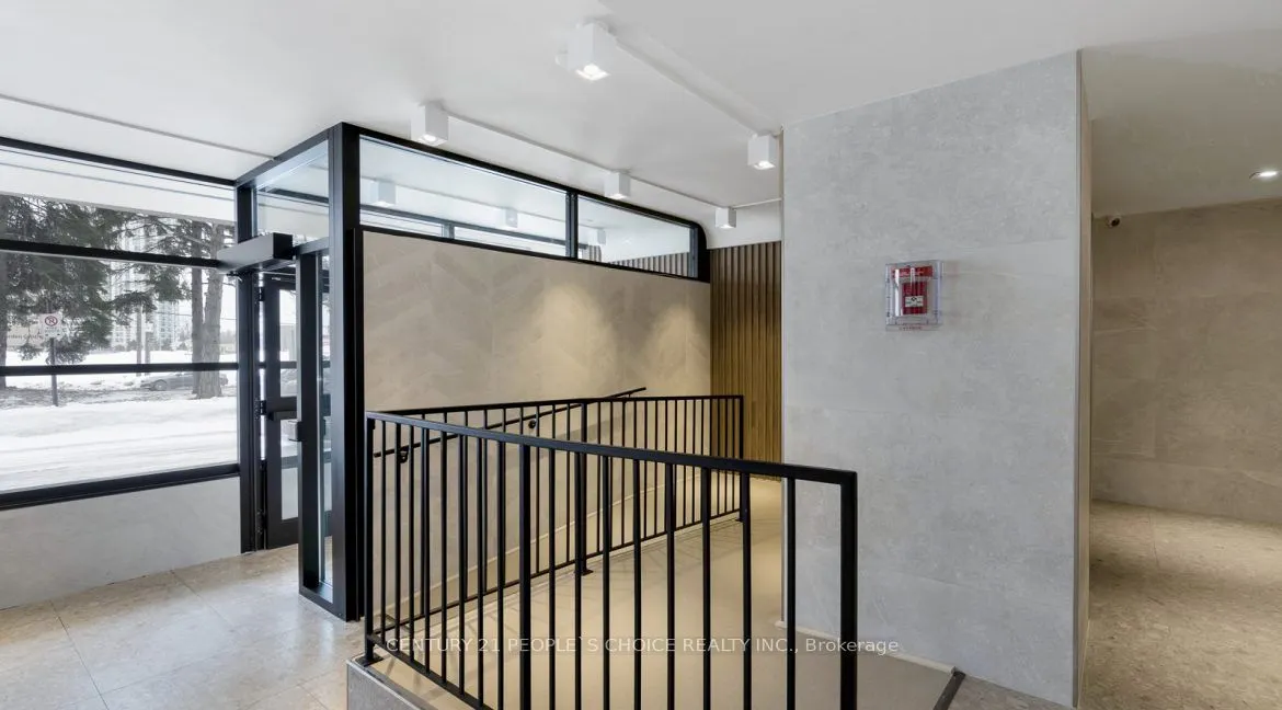 3875 Sheppard Avenue E, #909