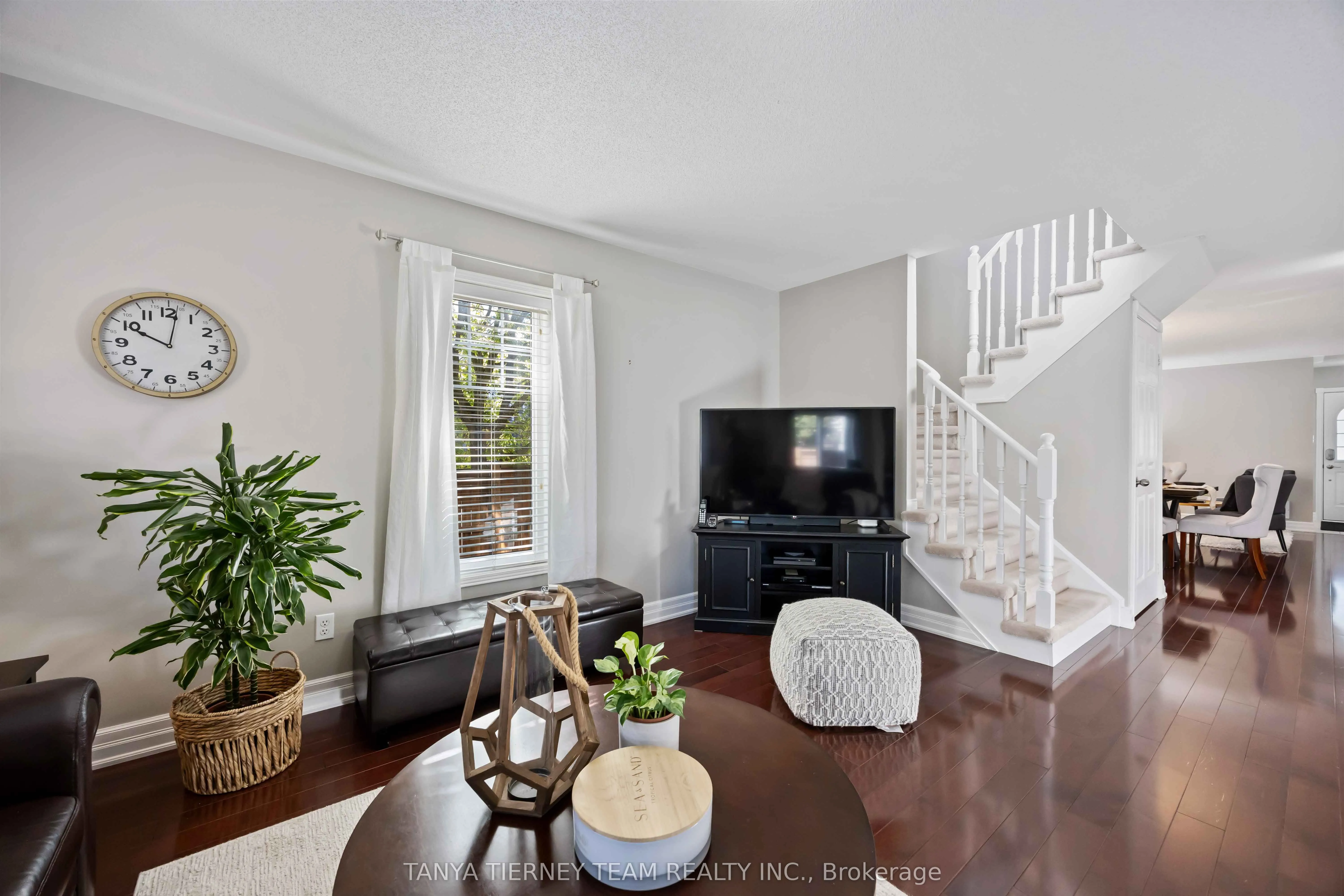 30 Claridge Crescent